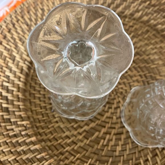 Two Pressed Clear Glass HOMCO Tulip Shaped Pedestal 5 1/2 Candle Holders USA - Picture 8 of 8